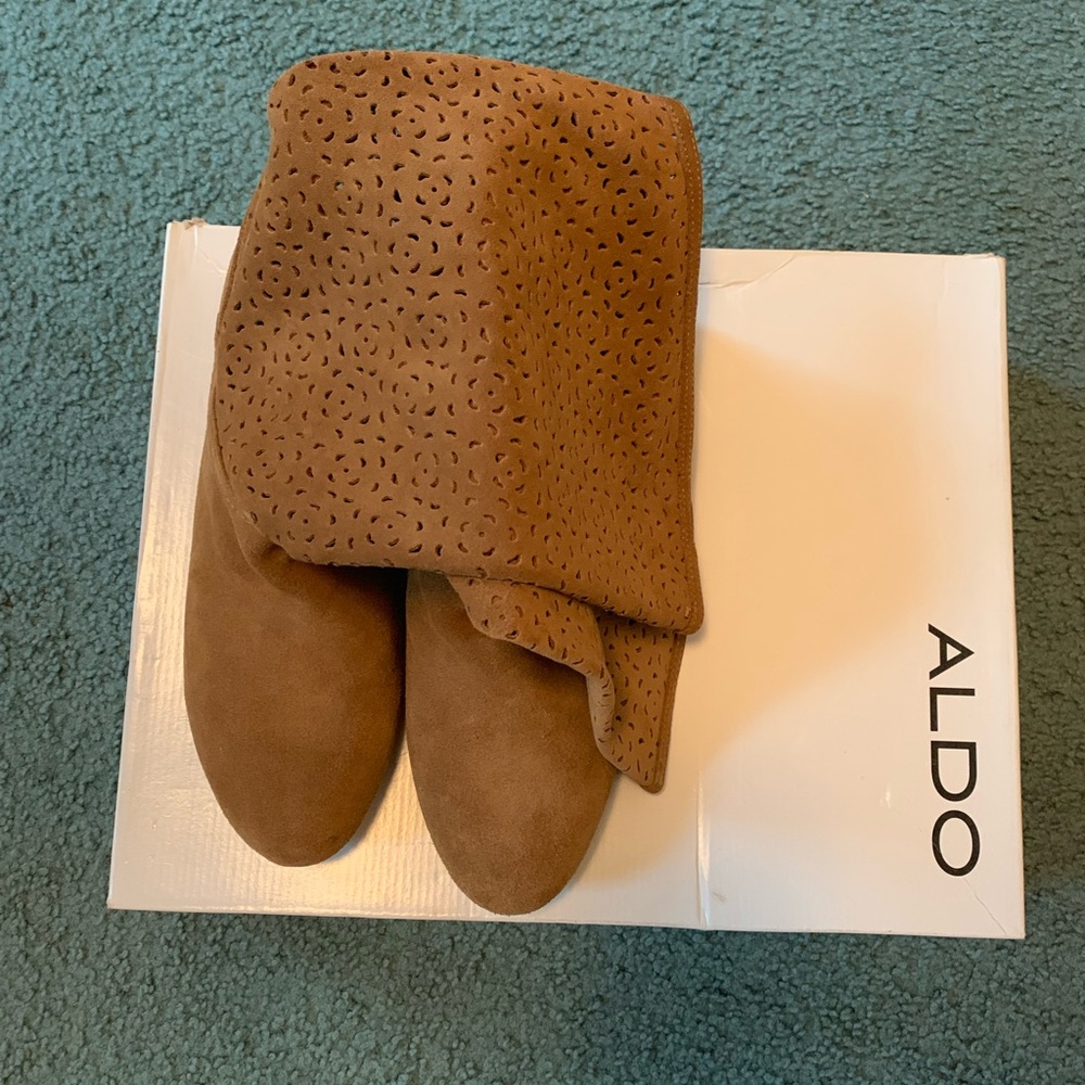 Suede boots - Picture 5 of 5